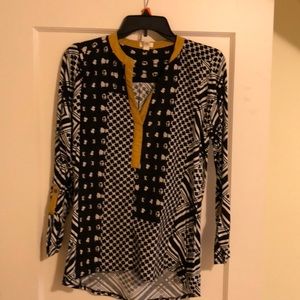 Anthropologie b&w print blouse so fun!